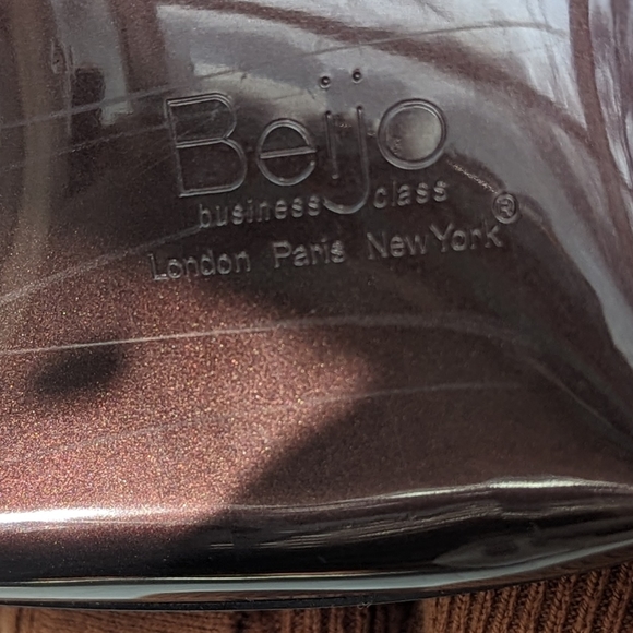 Beijo buckle purse wine maroon color 90s style med shiny unique - Picture 2 of 6